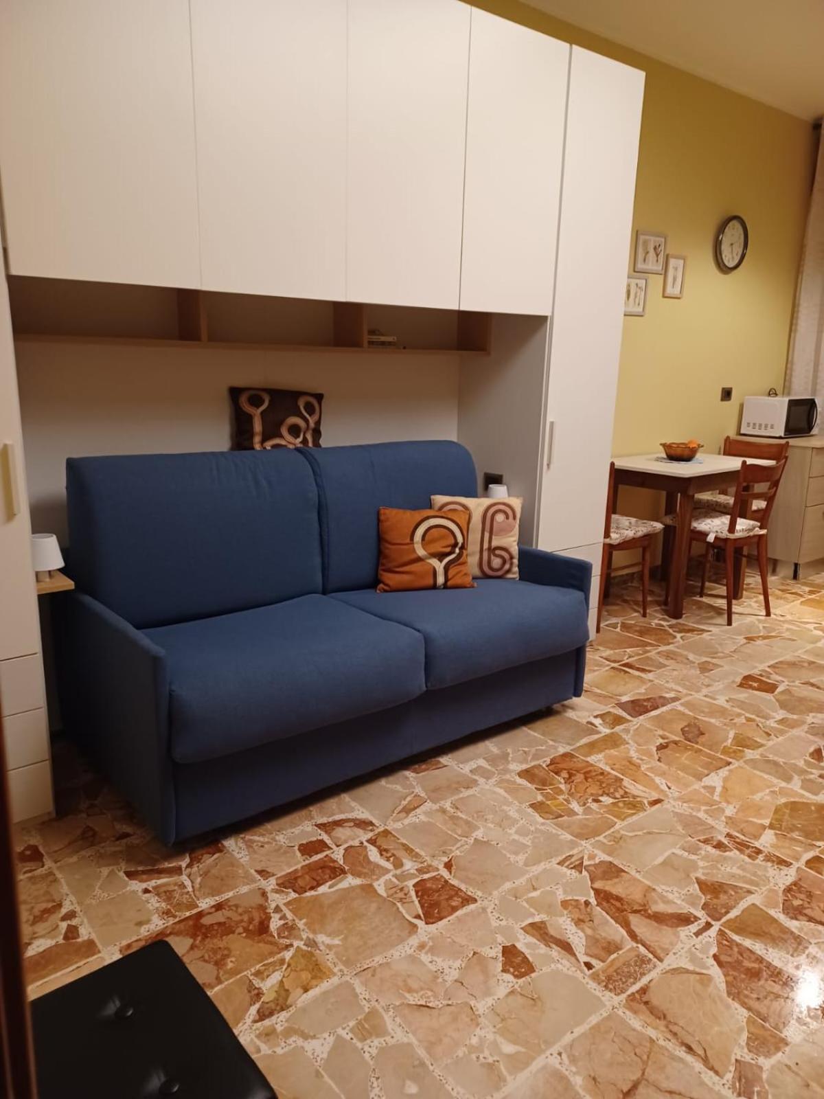 דירות Priocca Ca Da Curt Monolocale מראה חיצוני תמונה